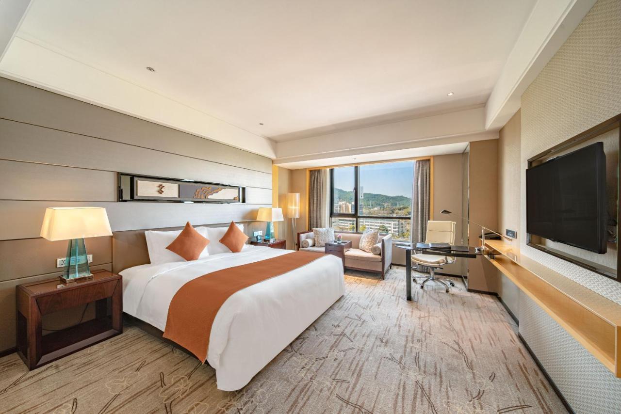 Swissotel Kanton Exteriér fotografie