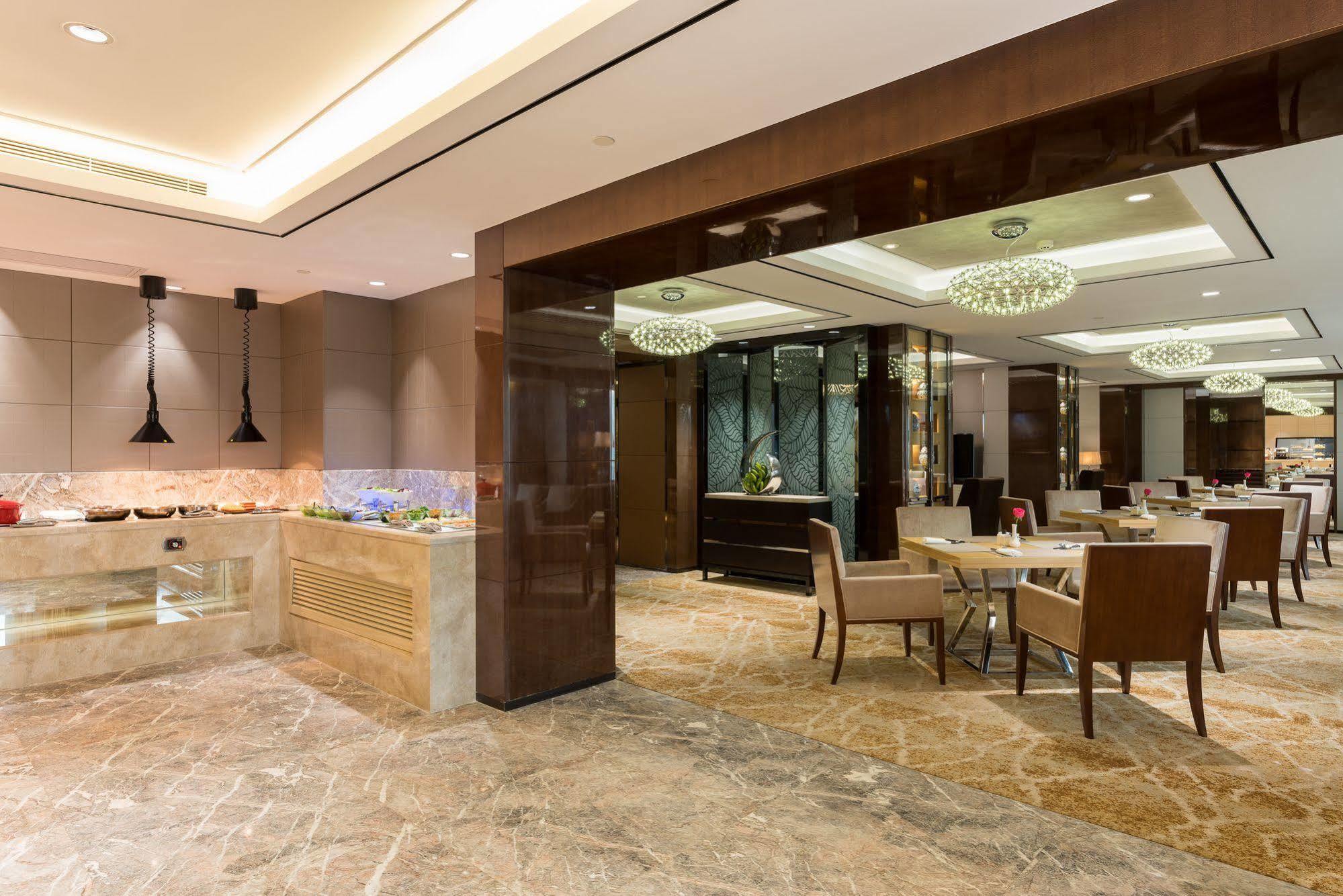 Swissotel Kanton Exteriér fotografie